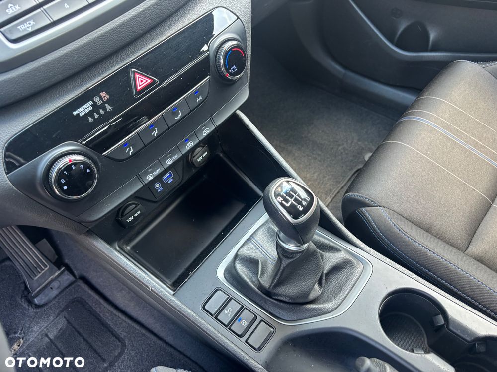 Hyundai Tucson blue 1.6 GDi 2WD Intro Edition - 31
