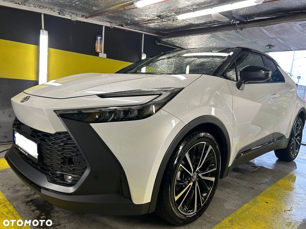 Toyota C-HR 2.0 Hybrid Executive - 8