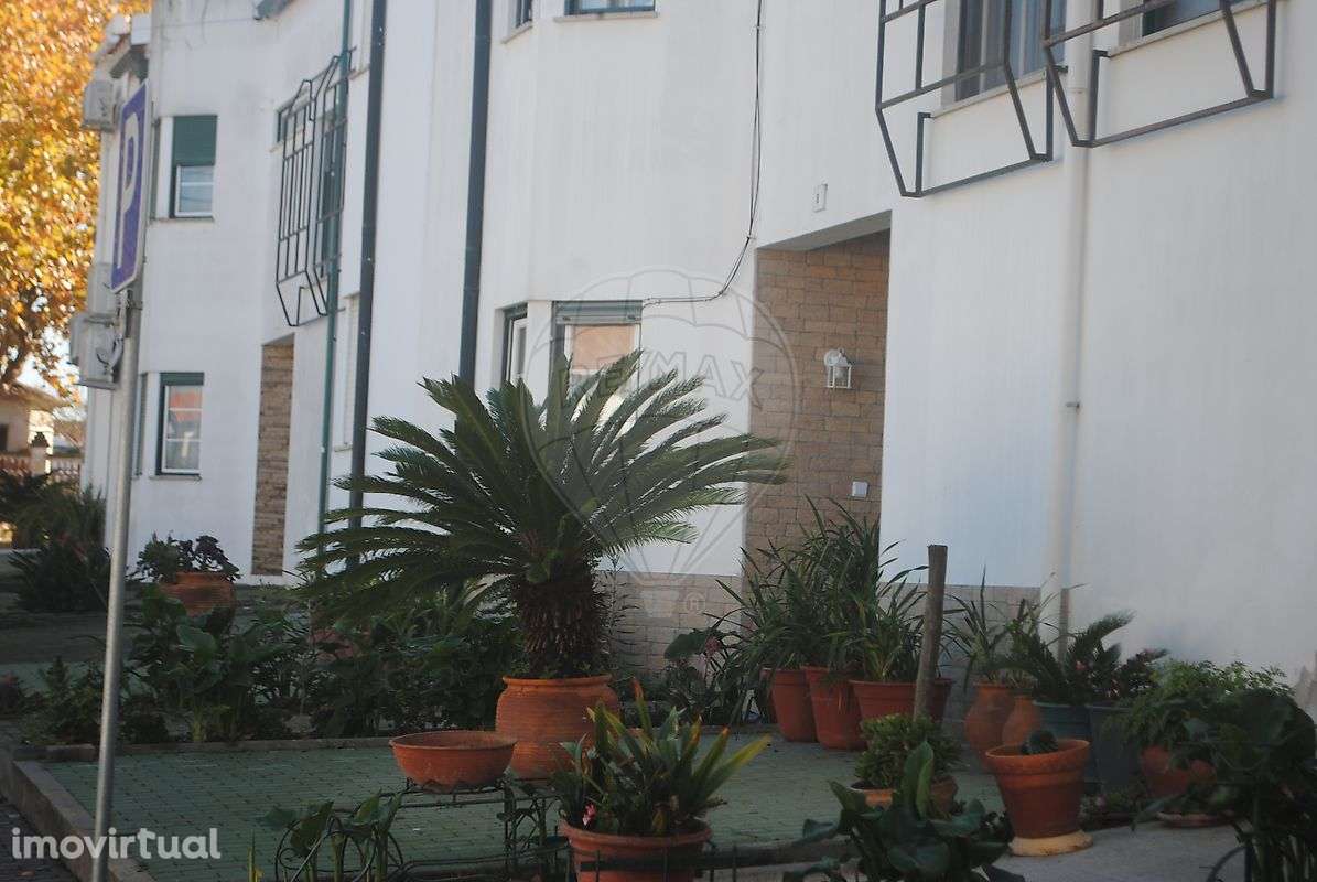 Moradia T3 para venda - Grande imagem: 2/24