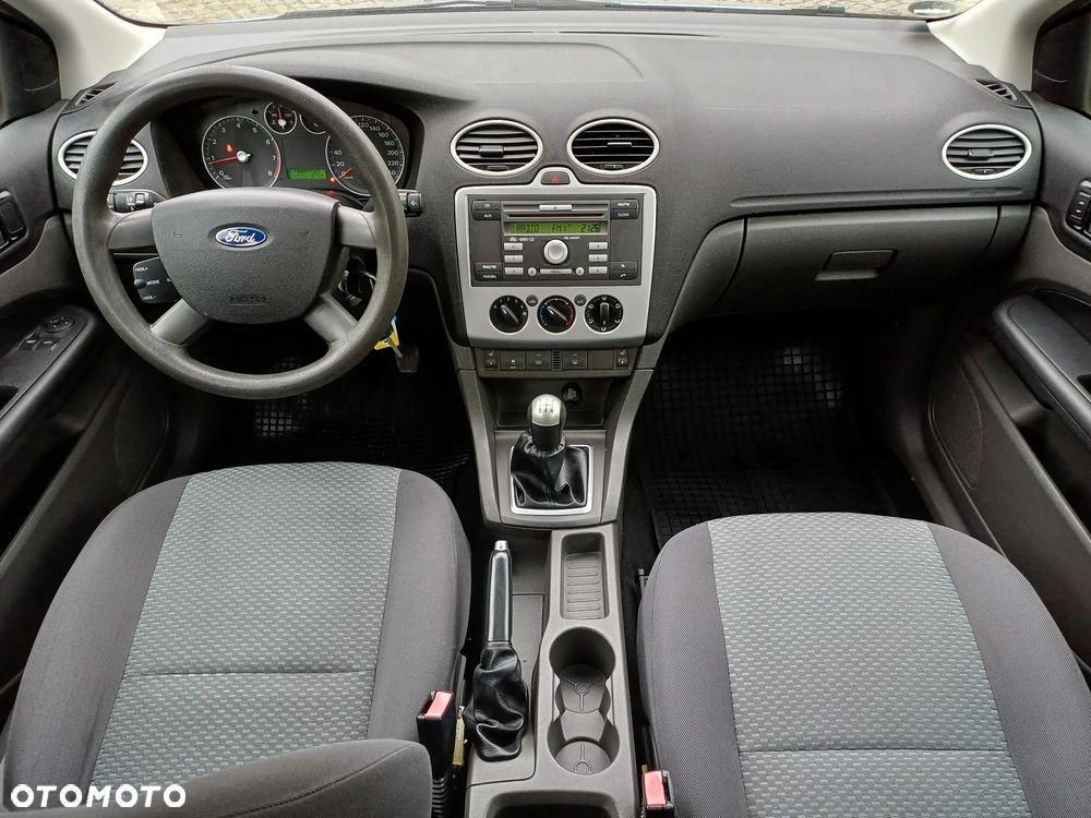 Ford Focus 1.6 Trend - 6