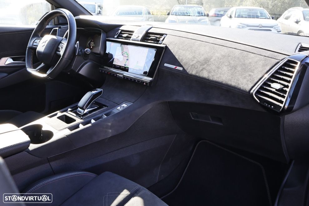 DS DS7 Crossback E-Tense Performance Line EAT8 - 15