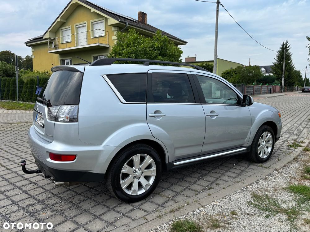Mitsubishi Outlander 2.2 DI-D ClearTec 2WD Invite - 16