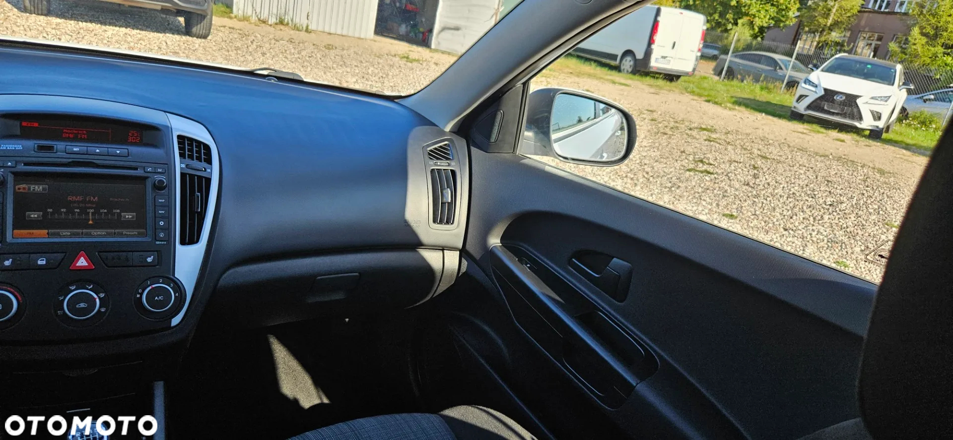 Kia Ceed 1.6 CRDi 90 ISG Spirit - 25