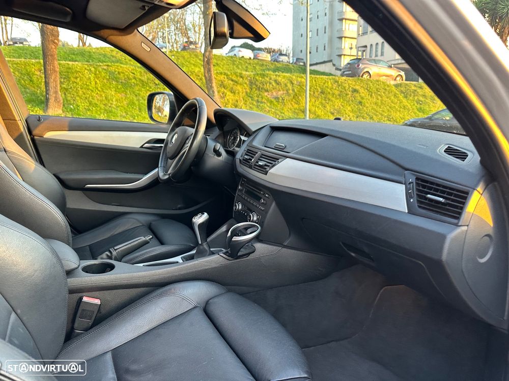 BMW X1 20 d xDrive - 33