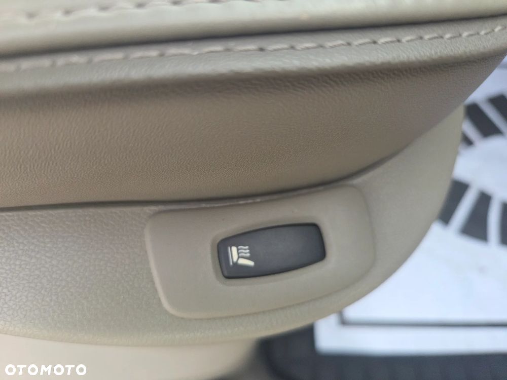 Renault Clio - 20