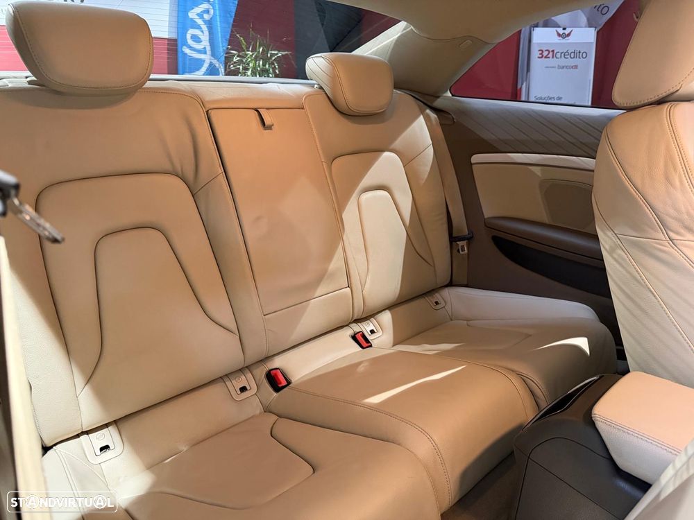 Audi A5 2.0 TDI S-line - 12