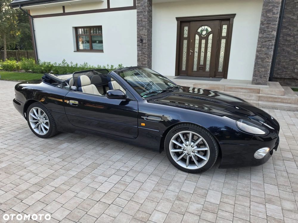Aston Martin DB7 - 4