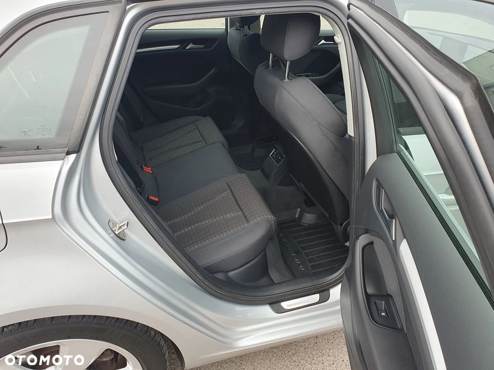 Audi A3 Sportback - 14