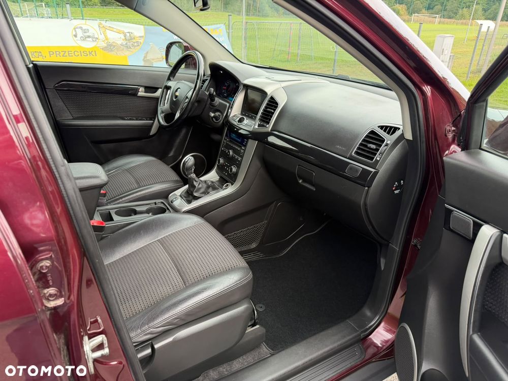 Chevrolet Captiva - 12