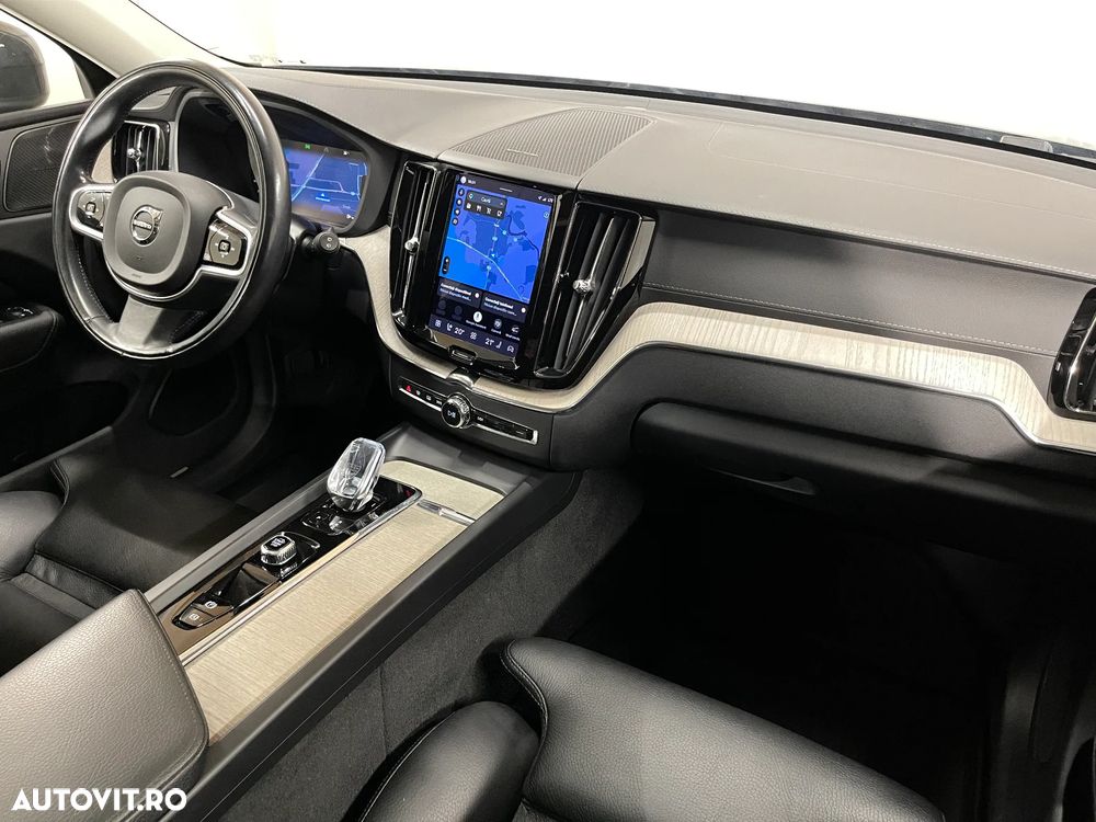 Volvo XC 60 B6 MHEV AT8 AWD Inscription - 10