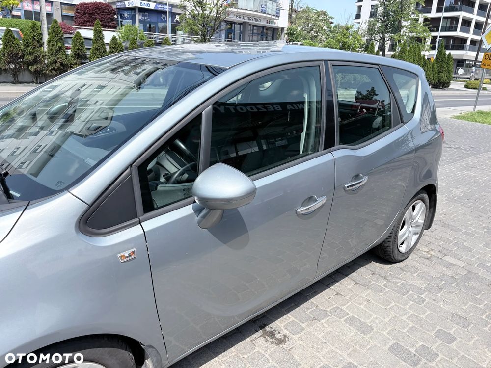 Opel Meriva 1.4 Cosmo - 24