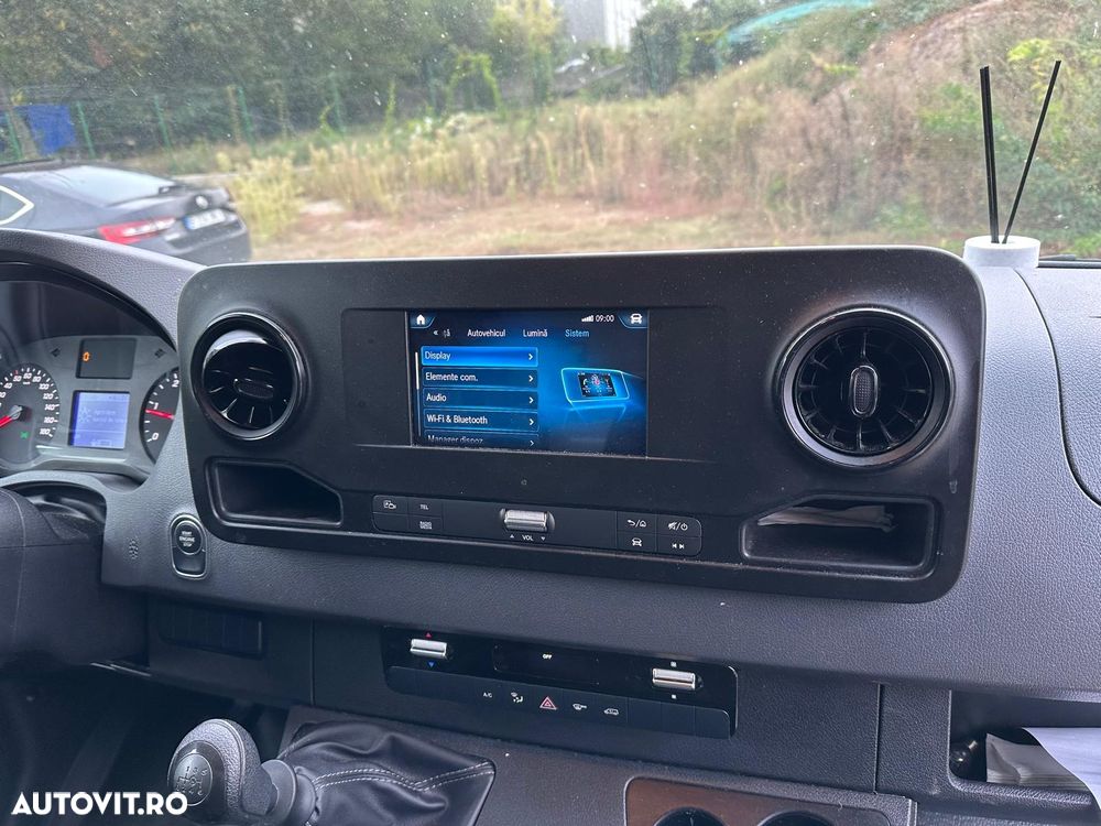 Mercedes-Benz Sprinter 317 CDI - 11