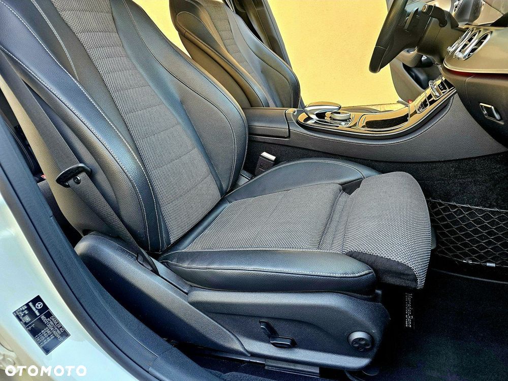 Mercedes-Benz Klasa E - 19