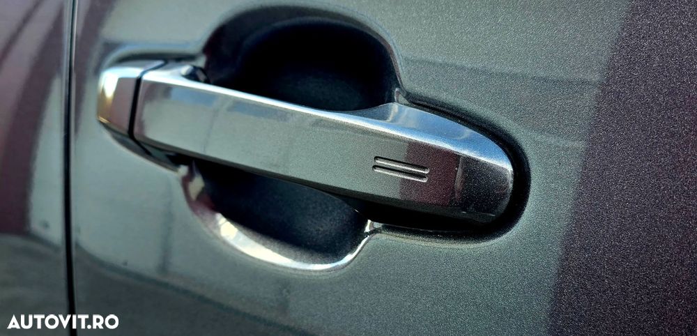 Toyota C-HR Lounge - 22