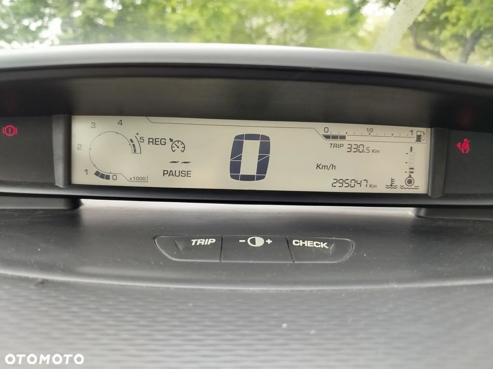 Citroën C4 1.6 HDi FAP VTR - 11