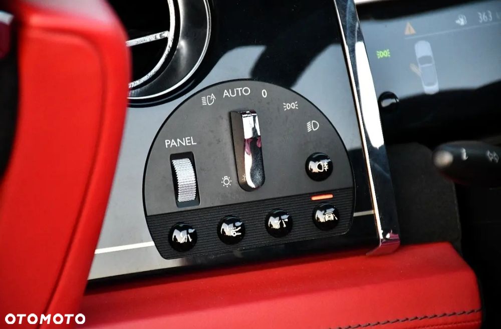 Rolls-Royce Dawn - 12
