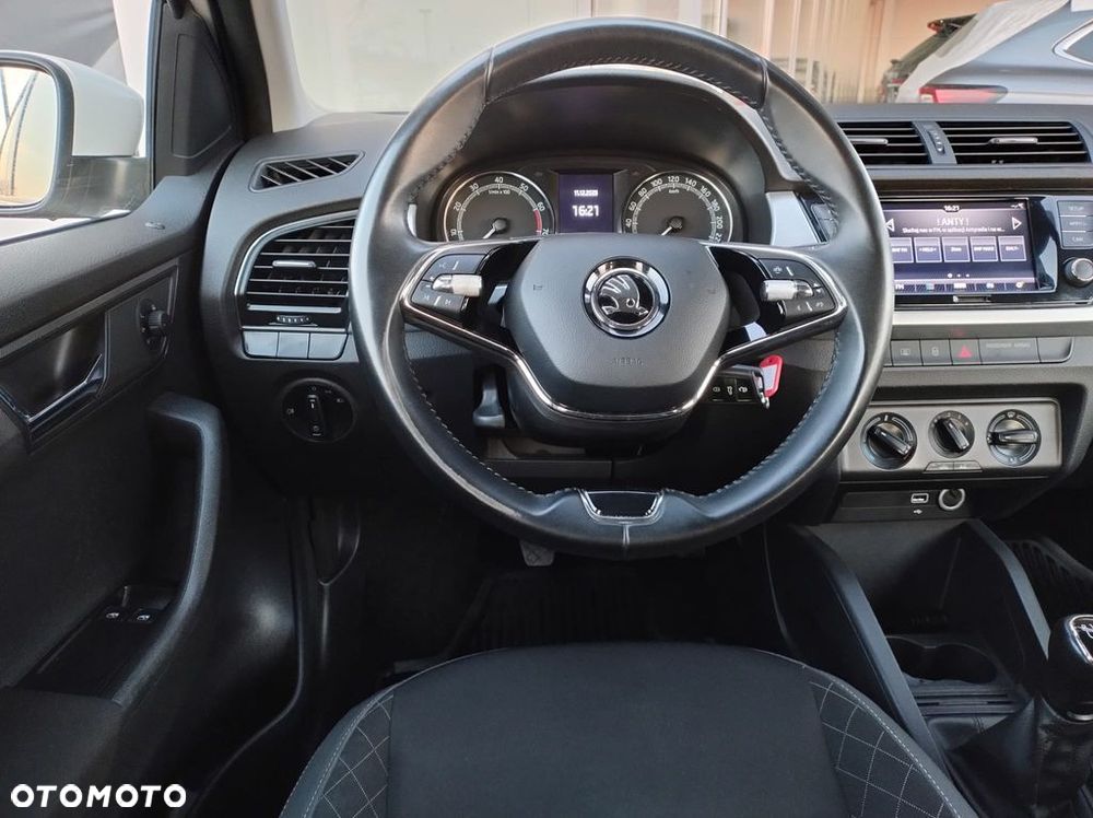 Skoda Fabia 1.0 TSI Ambition - 19