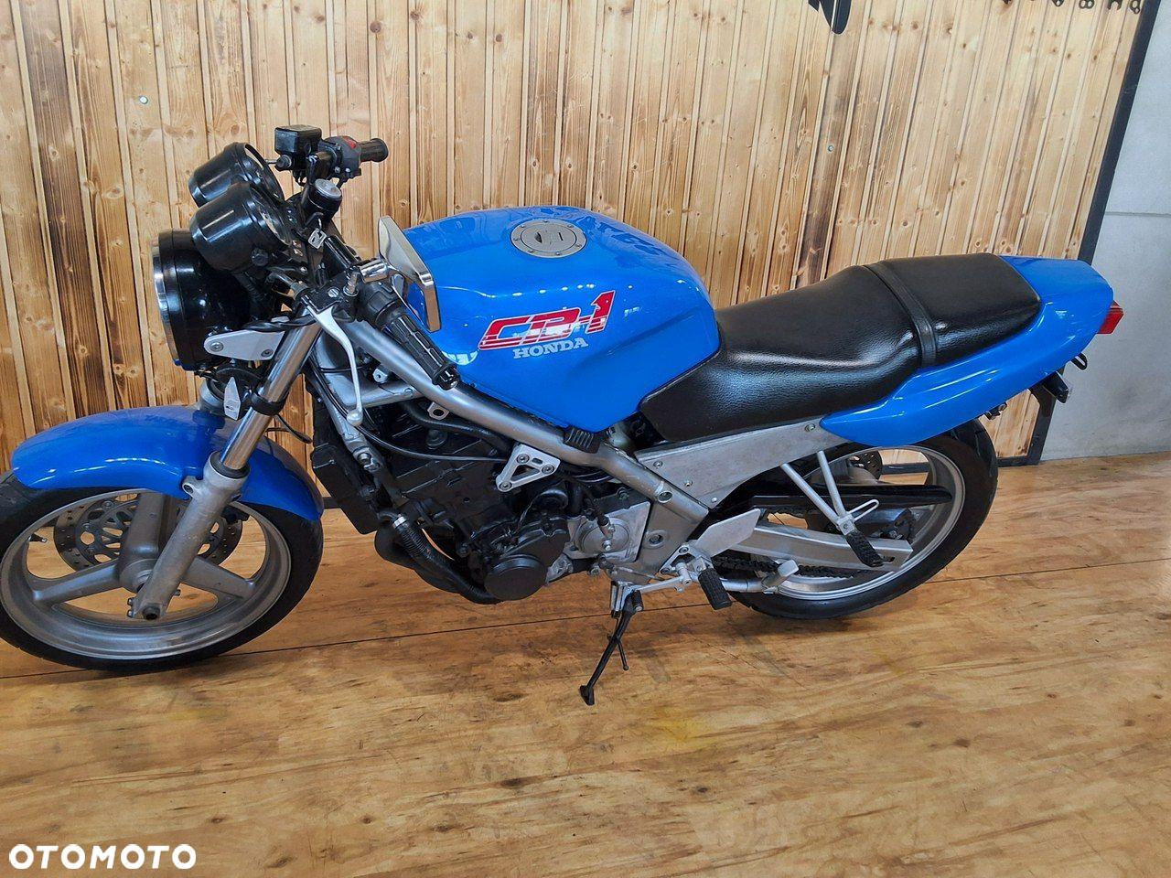 Honda CB - 2
