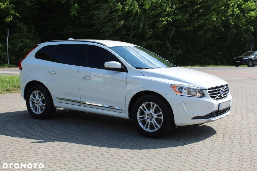 Volvo XC 60 T5 Drive-E Momentum - 10