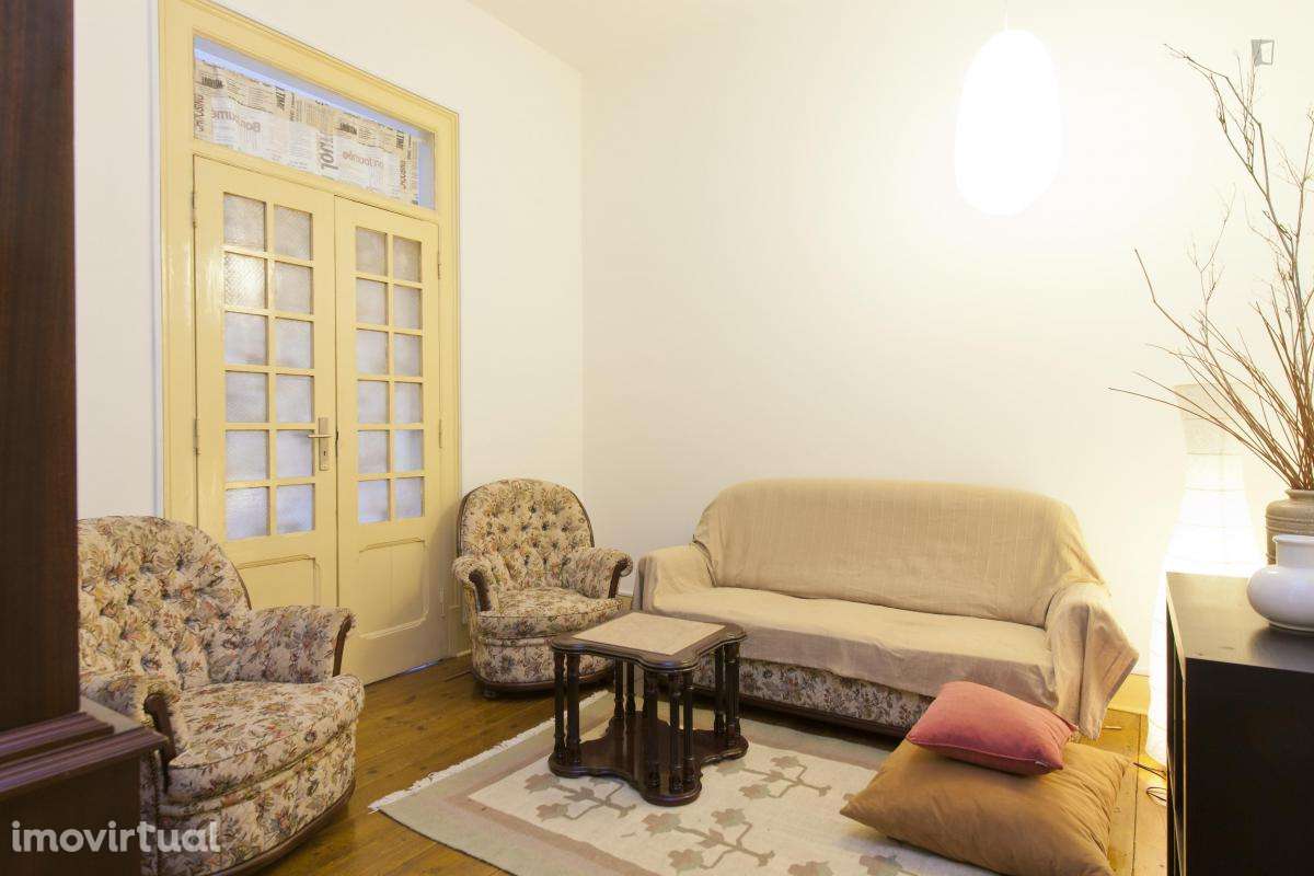 Quarto - localizado em Campolide Lisbon - Grande imagem: 2/16