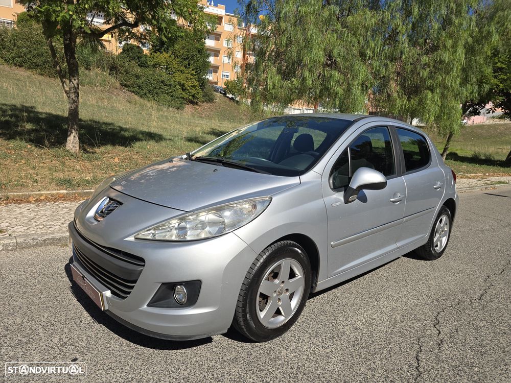 Peugeot 207 - 7