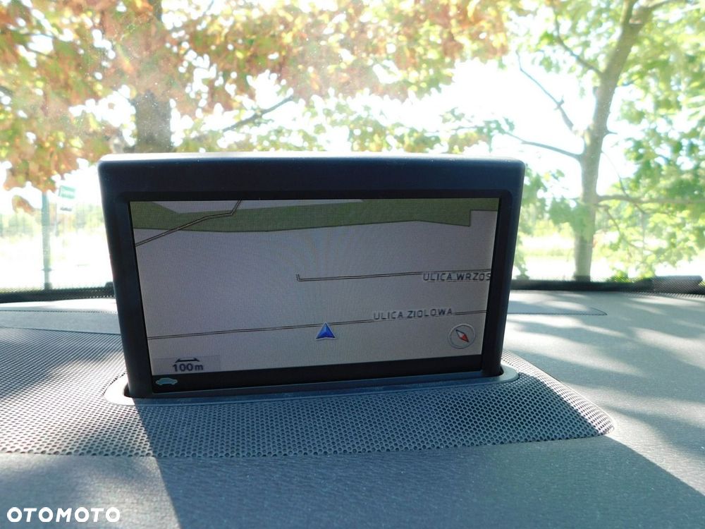 Volvo V70 2.0D Momentum - 13