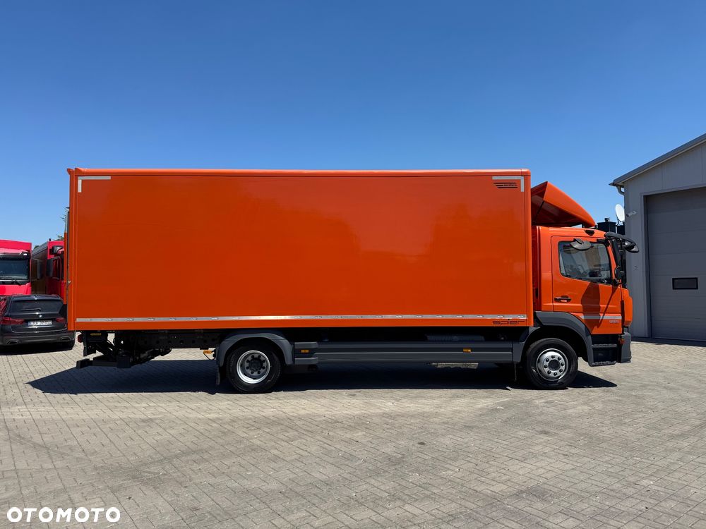Mercedes-Benz ATEGO - 13