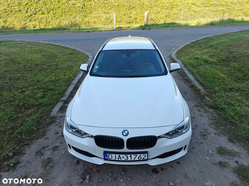 BMW Seria 3 320d xDrive - 3