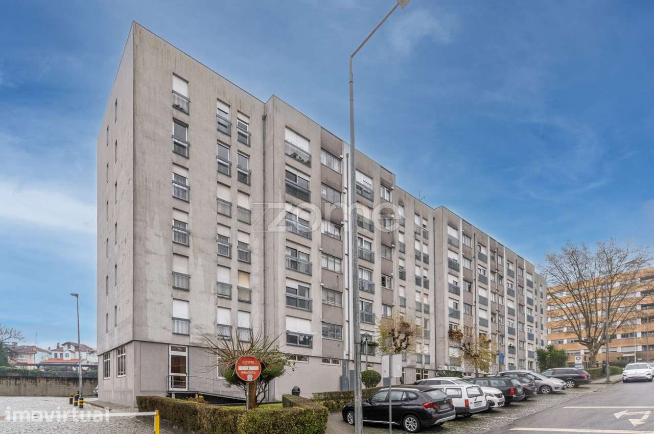 Apartamento T3 Renovado em V. N. Famalicão - Grande imagem: 2/19