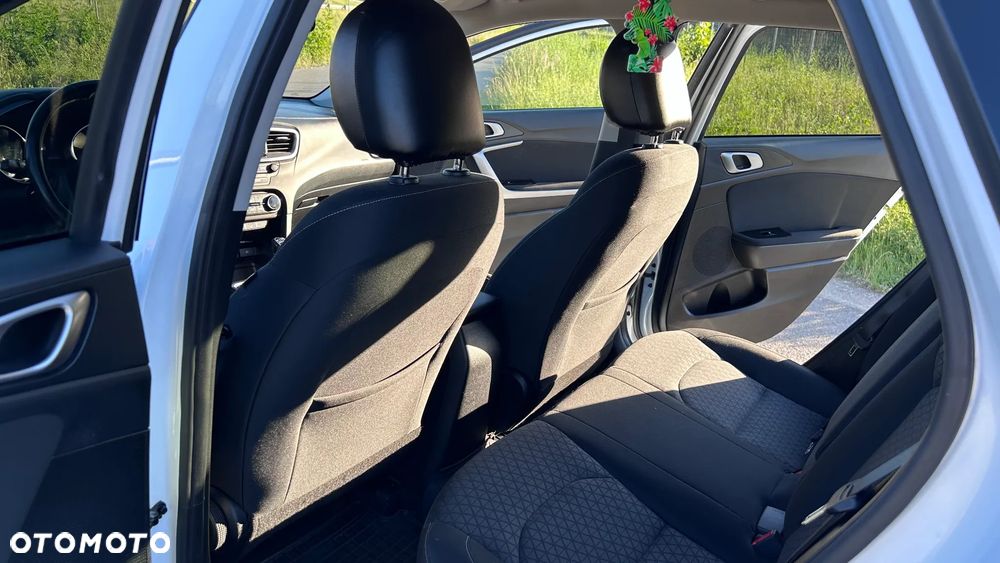 Kia Ceed 1.6 CRDi SCR L Business Line - 10