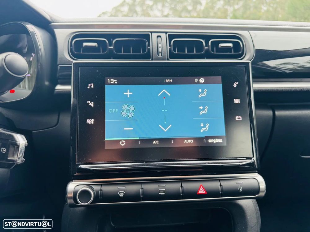 Citroën C3 1.2 PureTech Shine - 25