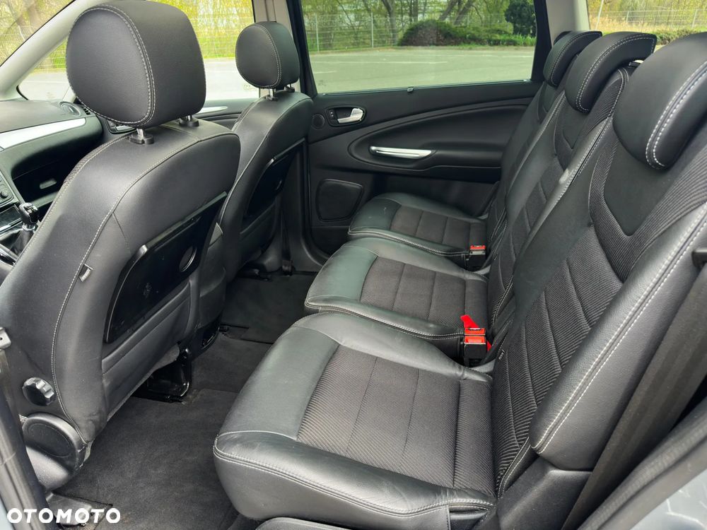 Ford S-Max 2.0 TDCi DPF Titanium - 26