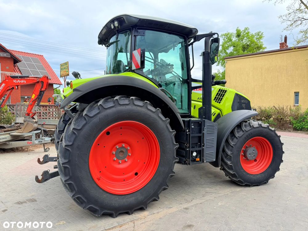 Claas Axion 830 - 18