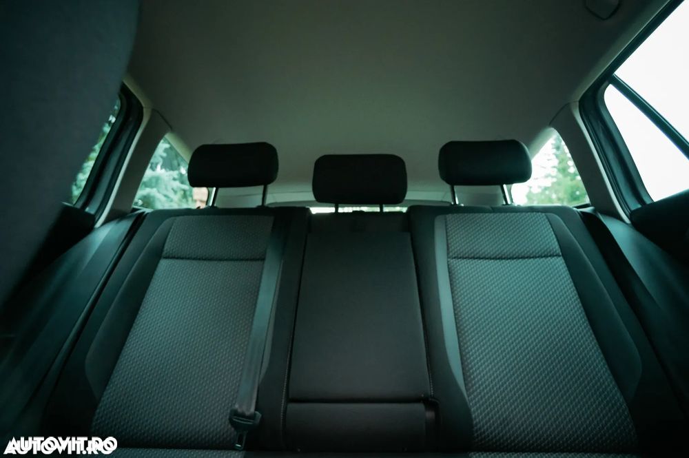 Volkswagen Passat 2.0 TDI SCR DSG - 14