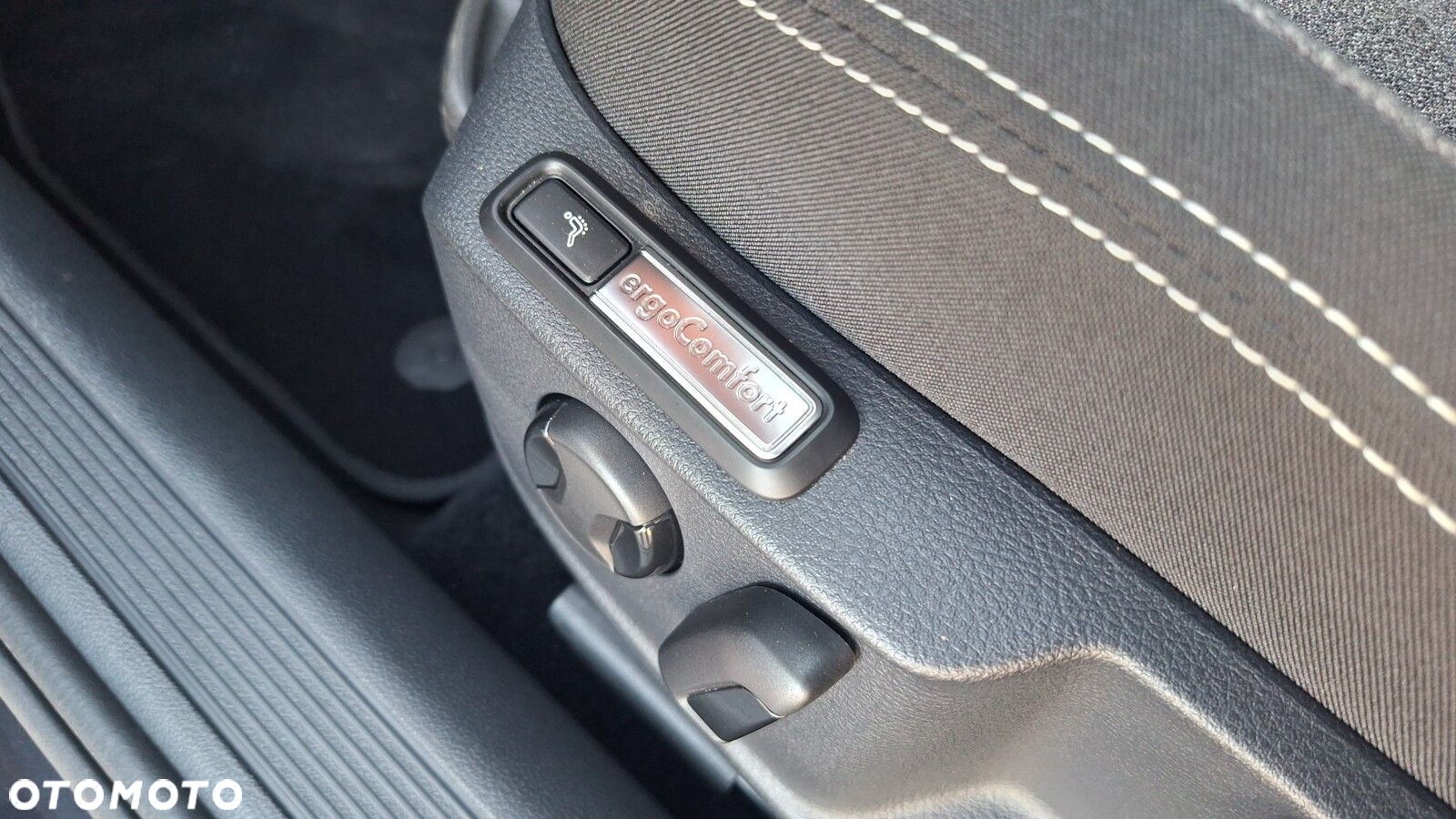 Volkswagen Passat 2.0 TDI EVO Business DSG - 11