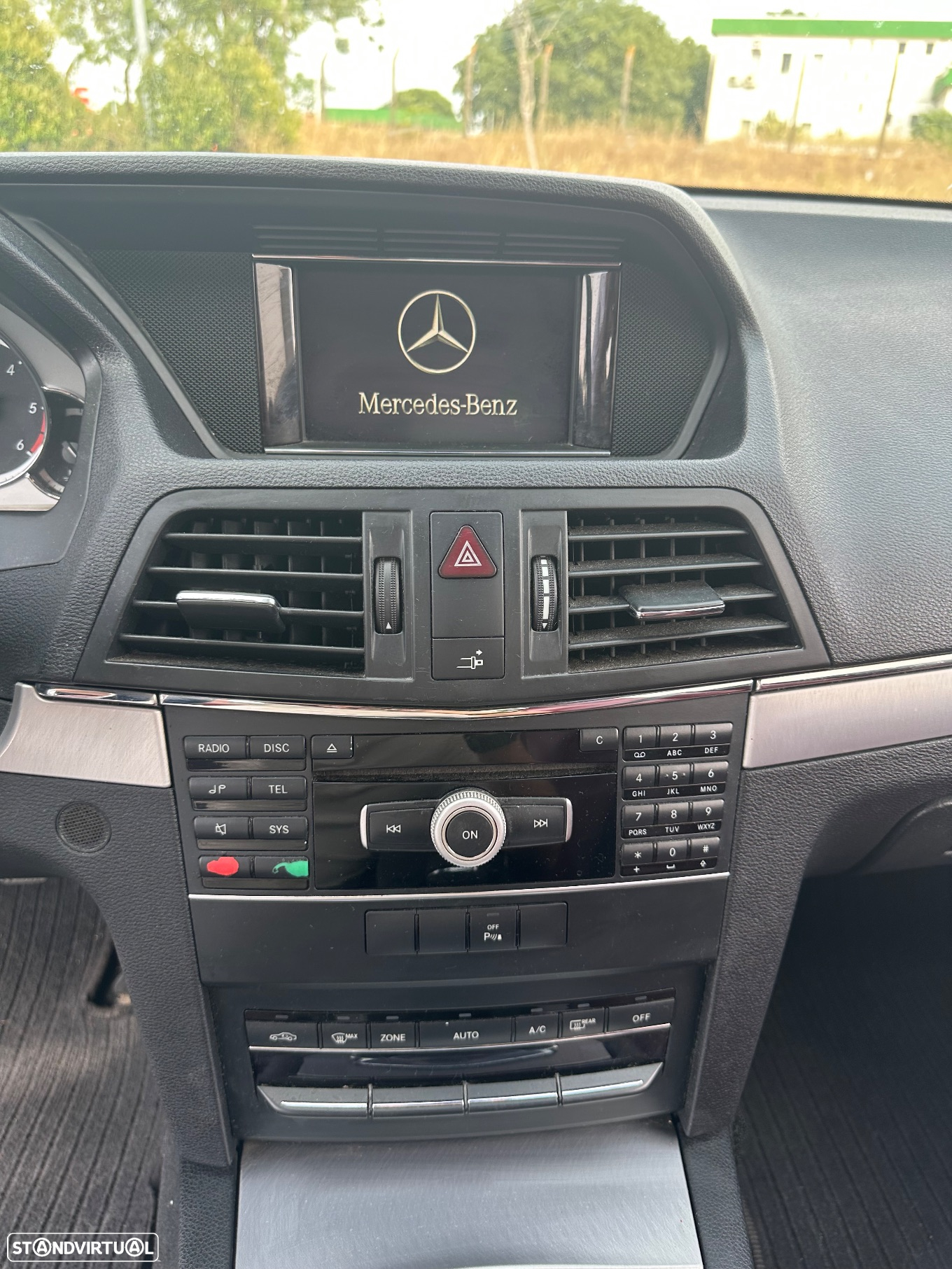 Mercedes-Benz E 250 CDi Avantgarde BlueEfficiency - 11