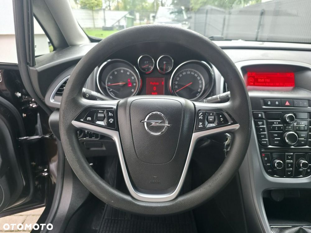 Opel Astra - 16