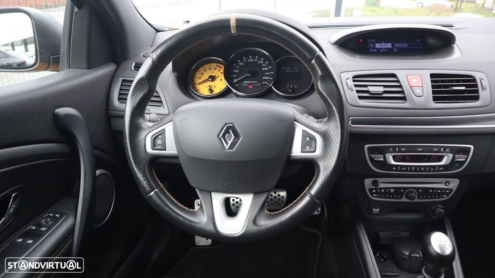 Renault Mégane Coupe 2.0 T RS - 16