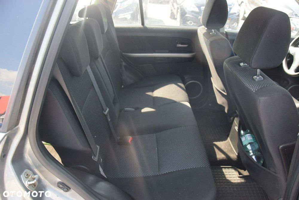 Suzuki Grand Vitara 2.0 Automatik Comfort Limited - 25