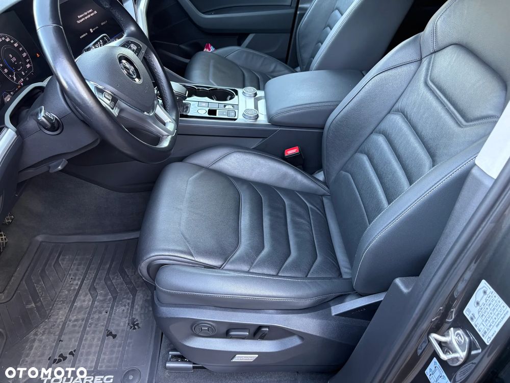 Volkswagen Touareg 3.0 V6 TDI SCR 4Mot - 17