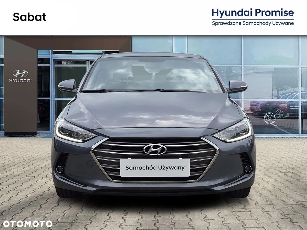 Hyundai Elantra 1.6 Comfort - 3