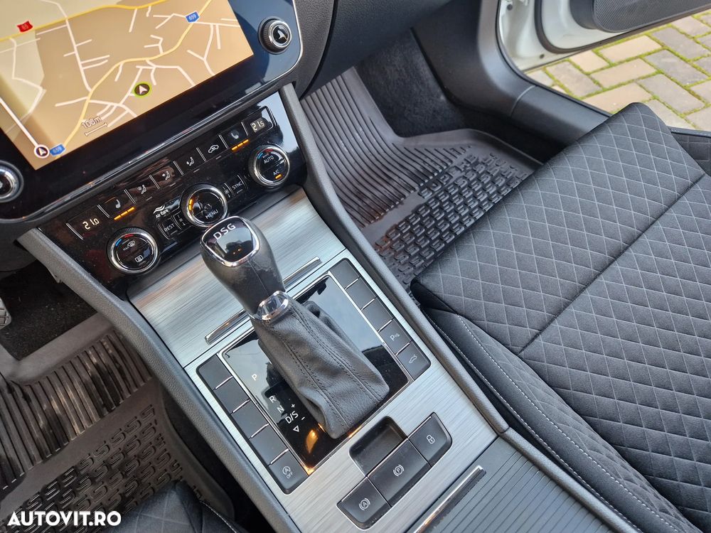 Skoda Superb 2.0 TDI DSG Ambition - 8