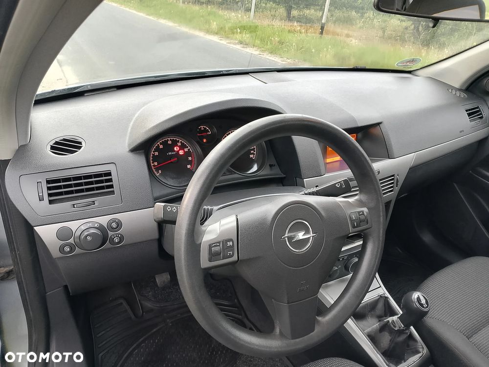 Opel Astra - 11