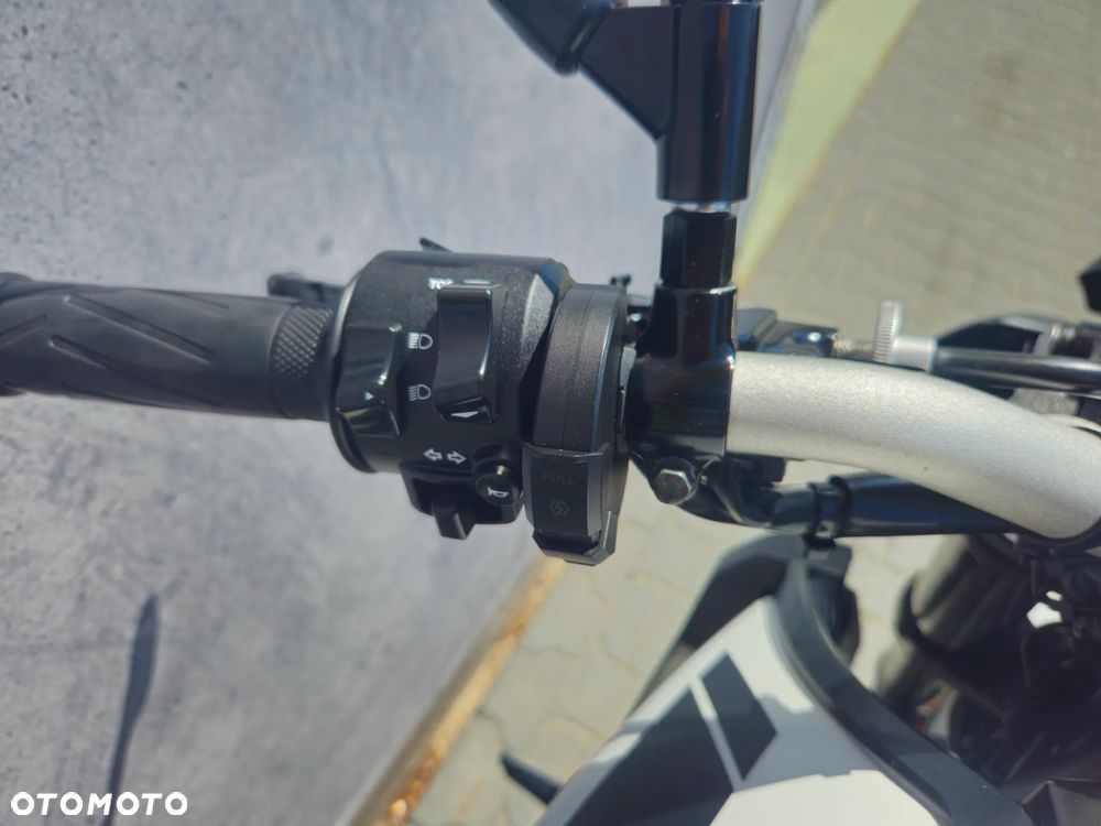 Yamaha MT - 21