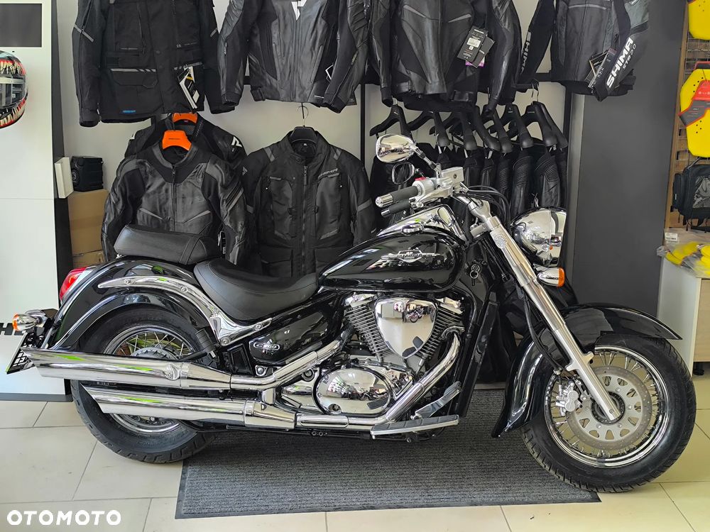 Suzuki Intruder - 9