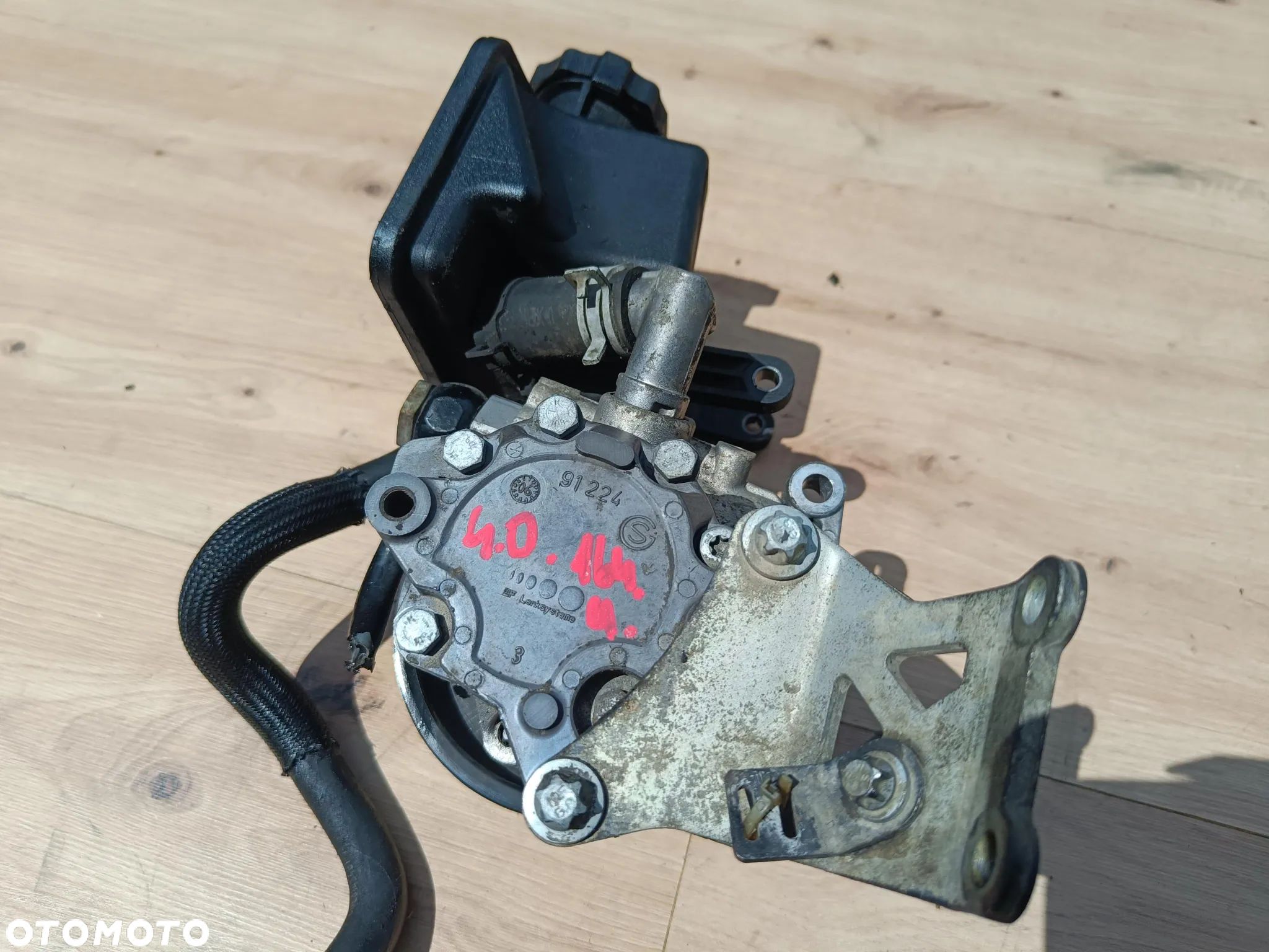 MERCEDES W164 X164 4.0 V8 CDI POMPA WSPOMAGANIA A0042308311 - 1