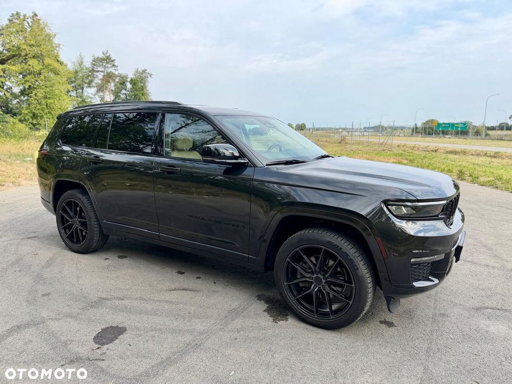 Jeep Grand Cherokee - 13