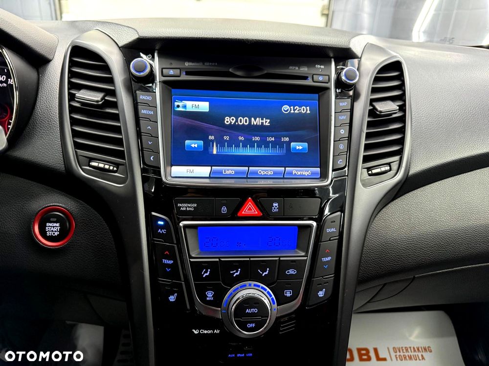 Hyundai i30 1.6 GDI Turbo Luxury - 20