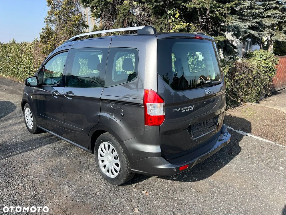 Ford Tourneo Courier 1.0 EcoBoost S&S Trend - 4