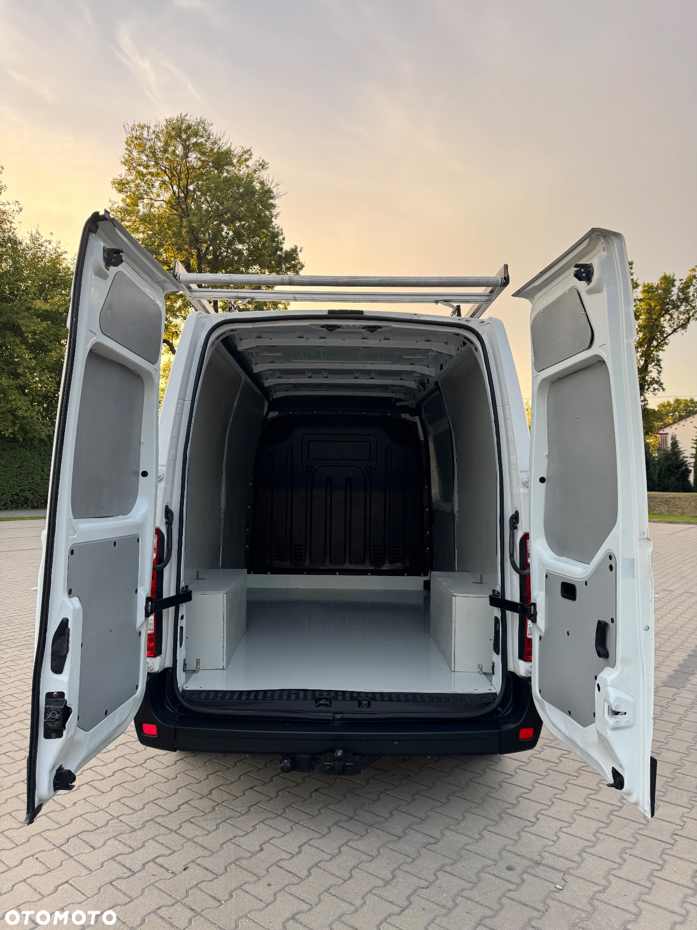 Opel Movano - 11